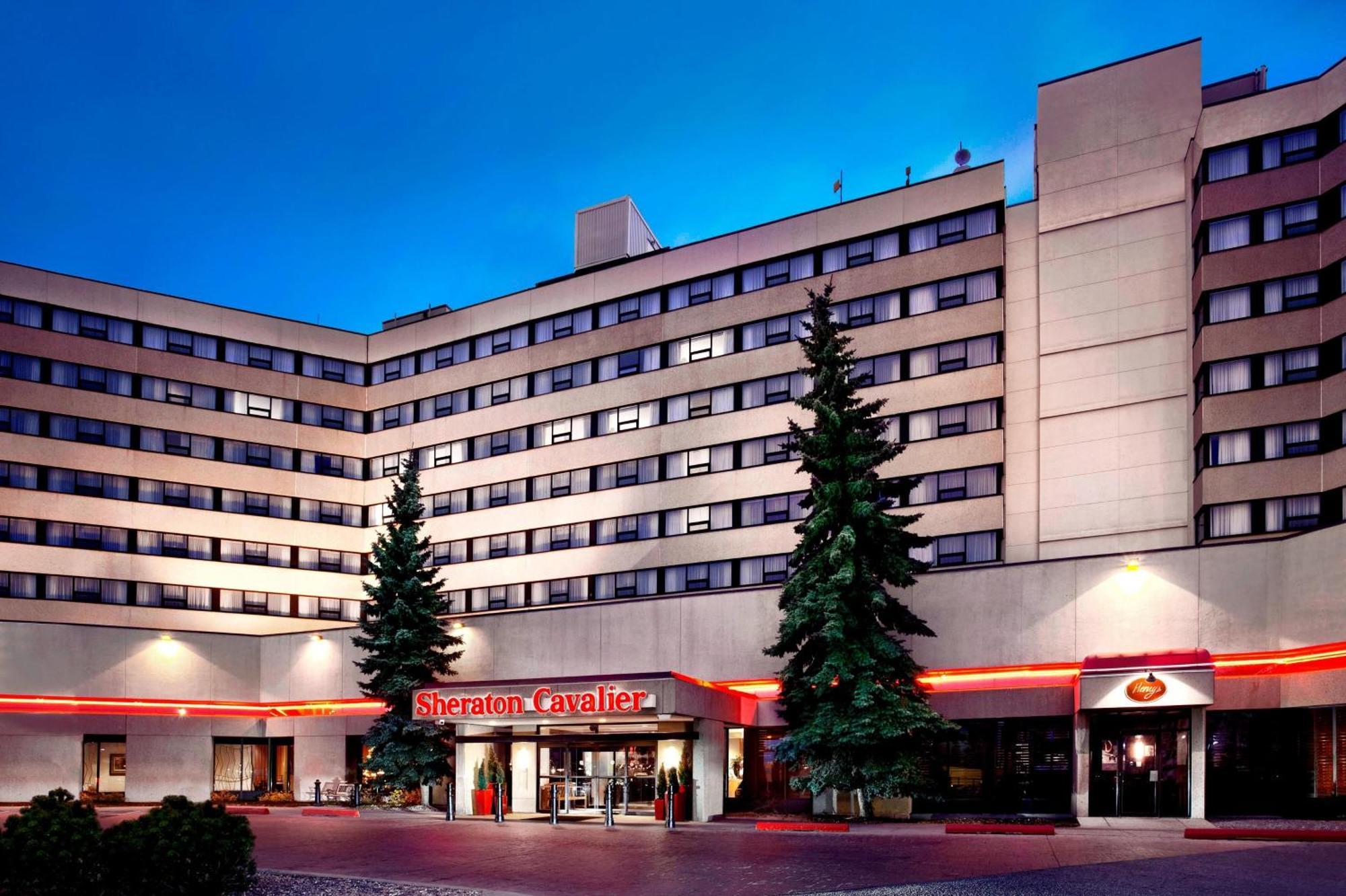 Sheraton Cavalier Calgary Hotel Exterior foto